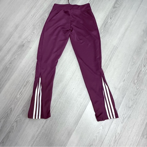 Adidas Maroon XS Workout Pants with flare and zippers on ankles - Picture 8 of 10